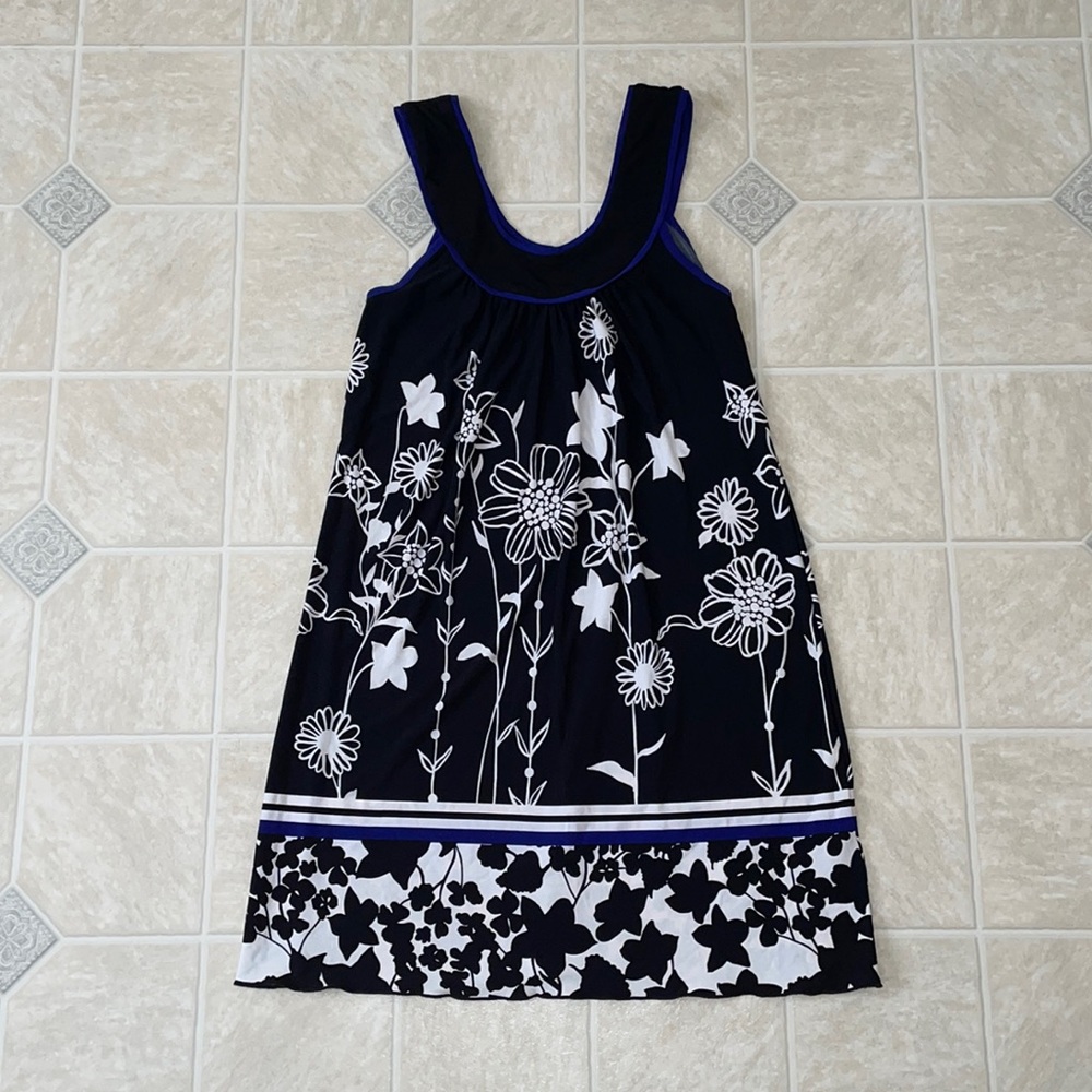 Black/White Floral Dress
